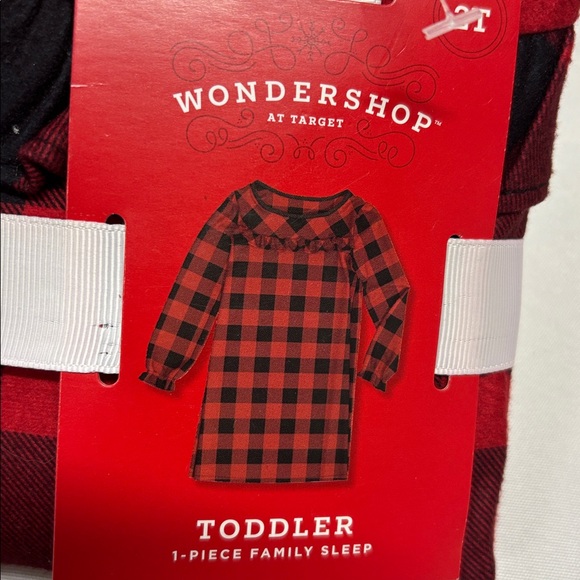 🎄 Wondershop Toddler Plaid Sleepwear in Red and Black - Picture 2 of 2